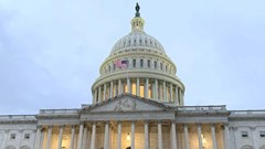 Chính phủ Mỹ chính thức đóng cửa một phần 