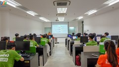 Bài toán đào tạo lại