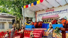 Người trẻ vững bước giữa hai thế hệ văn hóa