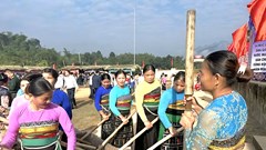 Giữ lửa miền non cao