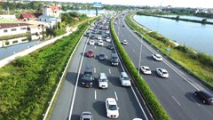 Phân làn xe: Bước tiến trên cao tốc