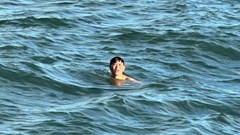  Những giây phút “sinh tử” giữa biển