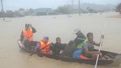  Nam Trung Bộ căng mình ứng phó với mưa lũ lịch sử