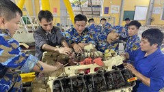  Người thầy khoác áo lính và cuộc hồi sinh những “trái tim thép”