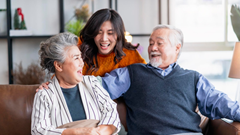 Khi bố mẹ già đi, con cái mới bắt đầu “trưởng thành”