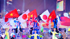 Xây giá trị, chống tiêu cực trong thời kỳ hội nhập