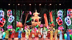 Văn học, nghệ thuật chưa theo kịp nhịp sống mới