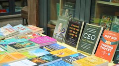 “Ngọn đuốc” tiếp lửa cho người cầm bút