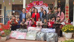  Để trẻ em khó khăn có giấc ngủ ấm áp