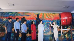  Thi ca Phương Nam và tiếng gọi từ siêu đô thị mới