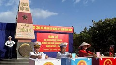  Trường Sa Lớn trong không khí ngày hội toàn dân