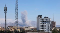 Ông Trump gia tăng sức ép, Iran cảnh báo cắt nguồn dầu khí trong nhiều năm