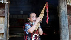   “Kho tri thức sống” của buôn làng Cơ Tu