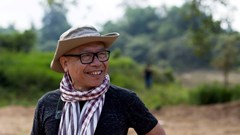  Có một nhà văn trung sĩ
