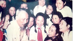  Trẻ em như búp trên cành