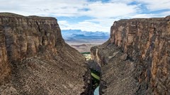 Mỹ: Lo ngại bức tường biên giới làm tổn hại di sản thiên nhiên Big Bend