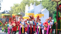 Khi người dân tạo nên ngày hội lớn