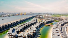 Biệt thự Nhật với biển riêng sau nhà - Chốn đi về của những người biết mình đáng giá