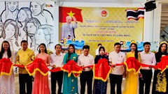 Cầu nối tri thức và tâm hồn Việt nơi xứ người