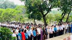 Nhà xuất bản Giáo dục Việt Nam tri ân các liệt sĩ ngành Giáo dục