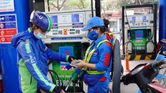 Giá xăng dầu hôm nay 24.10: Bật tăng mạnh hơn 5% sau lệnh trừng phạt Nga