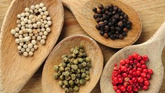 Giá tiêu hôm nay 16.11: Giảm nhẹ cục bộ, thị trường trong nước thu hẹp đà tăng