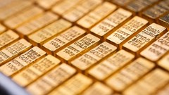 Giá vàng hôm nay 19.11: Giảm mạnh xuống mức thấp nhất trong một tuần