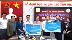 NXBGDVN hỗ trợ sách giáo khoa cho học sinh Thái Nguyên sau bão số 11