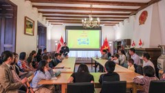   Lớp học tiếng Việt đầu tiên được tổ chức tại Đan Mạch