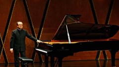 NSND Đặng Thái Sơn độc tấu piano tại Malaysia