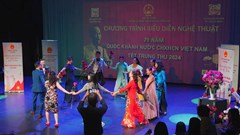 Kiều bào Phần Lan ủng hộ đồng bào miền Bắc bị bão, lũ