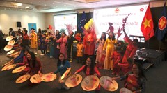 Vui đón Tết của cộng đồng người Việt ở nước ngoài