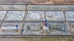Bảo tồn và nâng cao giá trị nghề muối truyền thống gắn với phát triển du lịch cộng đồng