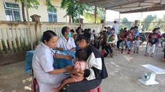 Chú trọng chăm sóc và nâng cao sức khỏe đồng bào dân tộc thiểu số vùng cao