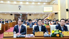 Phó Chủ tịch Quốc hội Trần Quang Phương dự khai mạc kỳ họp thứ 29 HĐND tỉnh Quảng Ngãi 