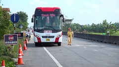 Quảng Ngãi chú trọng nâng cao ý thức chấp hành pháp luật của đội ngũ lái xe