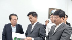 Tấm gương bác sĩ hết lòng vì sự nghiệp chăm sóc và bảo vệ sức khỏe Nhân dân