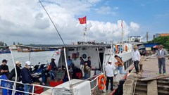 Lên phương án đưa người dân về đảo Lý Sơn về đón Tết