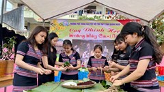 Đặc sắc ngày hội Tết cổ truyền cho học sinh đồng bào DTTS