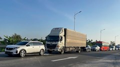 Ùn tắc giao thông trên quốc lộ 1 đoạn qua Quảng Ngãi