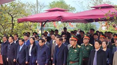 Thủ tướng Phạm Minh Chính dâng hương, dâng hoa tại Khu lưu niệm cố Thủ tướng Phạm Văn Đồng 