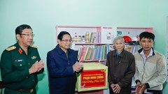 Thủ tướng Phạm Minh Chính kiểm tra việc thực hiện chương trình xóa nhà tạm, nhà dột nát của Quảng Ngãi