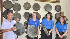 Đam mê sưu tầm hiện vật văn hóa các dân tộc thiểu số