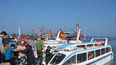 Đảm bảo vận chuyển du khách ra đảo Lý Sơn an toàn trong mùa cao điểm 