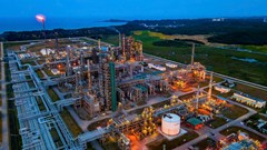 Quảng Ngãi phát triển công nghiệp theo hướng bền vững