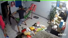 Xác minh clip lan truyền trên mạng xã hội một cô gái bị hành hung