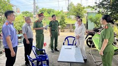 Cán bộ hội phụ nữ chiếm đoạt tiền của hội viên khi thu hồi tiền gốc, lãi vay