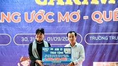 Hàng trăm phần quà ý nghĩa cho học sinh và bà con có hoàn cảnh khó khăn ở Quảng Ngãi