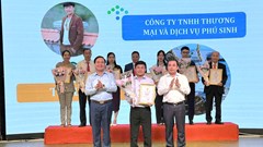 Quảng Ngãi có 2 sản phẩm được Bộ NN & MT trao giấy chứng nhận sản phẩm OCOP 5 sao