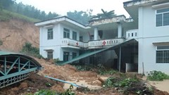 Ngành Y tế Quảng Ngãi chủ động ứng phó với mưa lũ